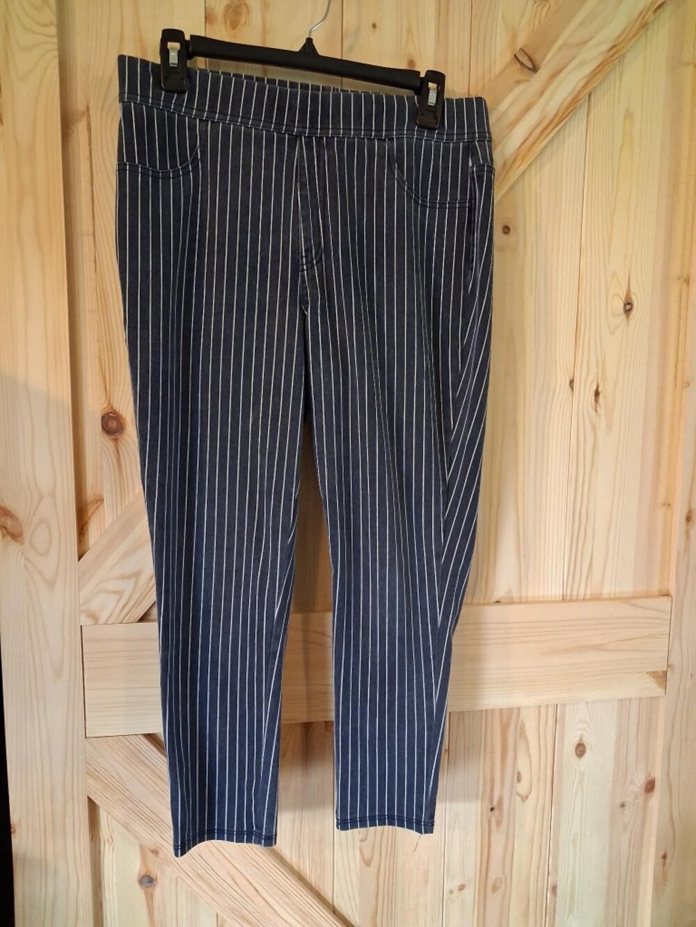 Time and Tru Pinstripe Pull On Pants Womens Large 12/14 Blue Stretch Skinny Jegg